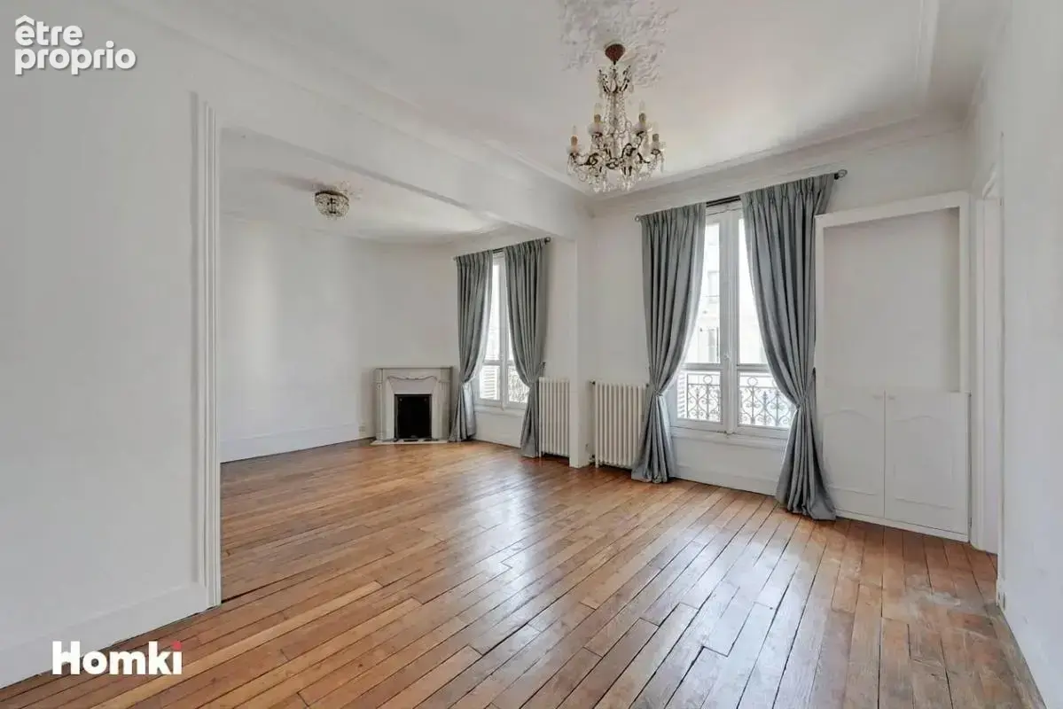 Au cœur du centre-ville historique, T2 de 56 m² - photo 2