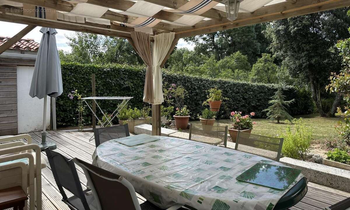 Maison 157 m² à Saint-Vincent-Sur-Graon  - photo 5