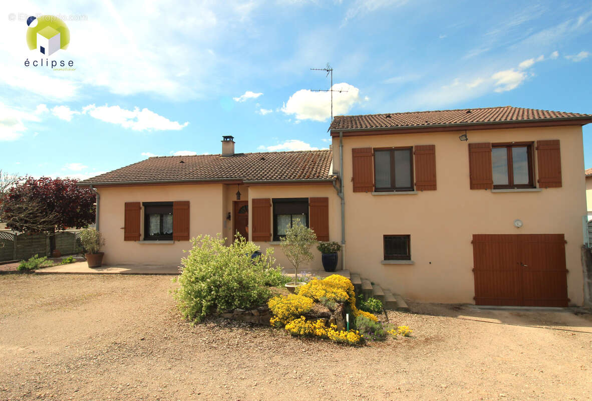 Maison à REPLONGES