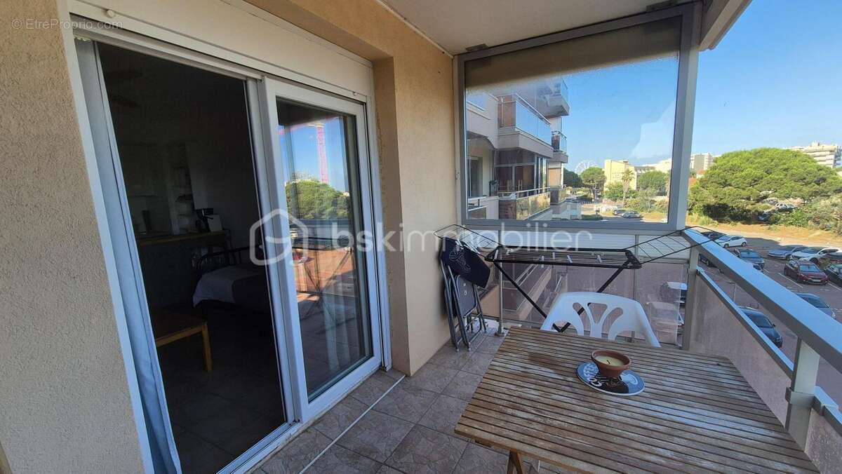 A vendre appartement studio de 19m² a canet en roussillon - cote port - terrasse - libre de toute occupation - photo 9