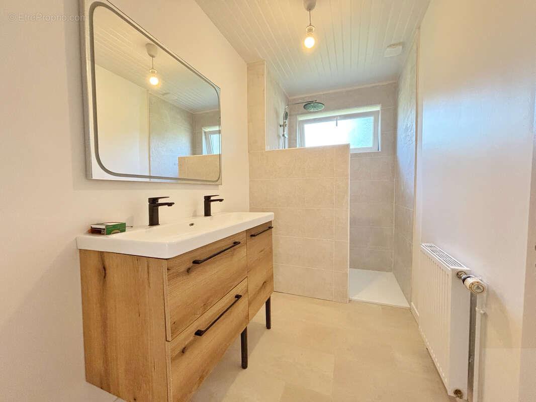 Pavillon individuel de plain pied - 123 m2 - 4 chambres - photo 6