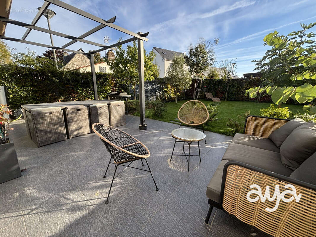 Maison à LE TEMPLE-DE-BRETAGNE