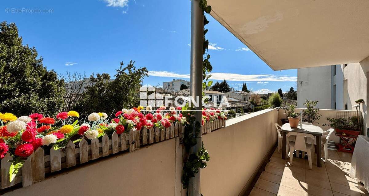 Appartement à LUNEL