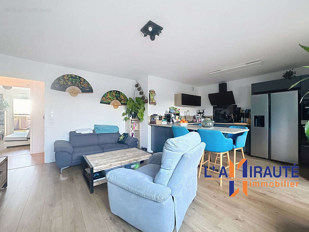 Appartement à HOUILLES