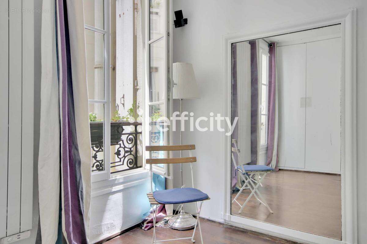 Appartement à PARIS-9E