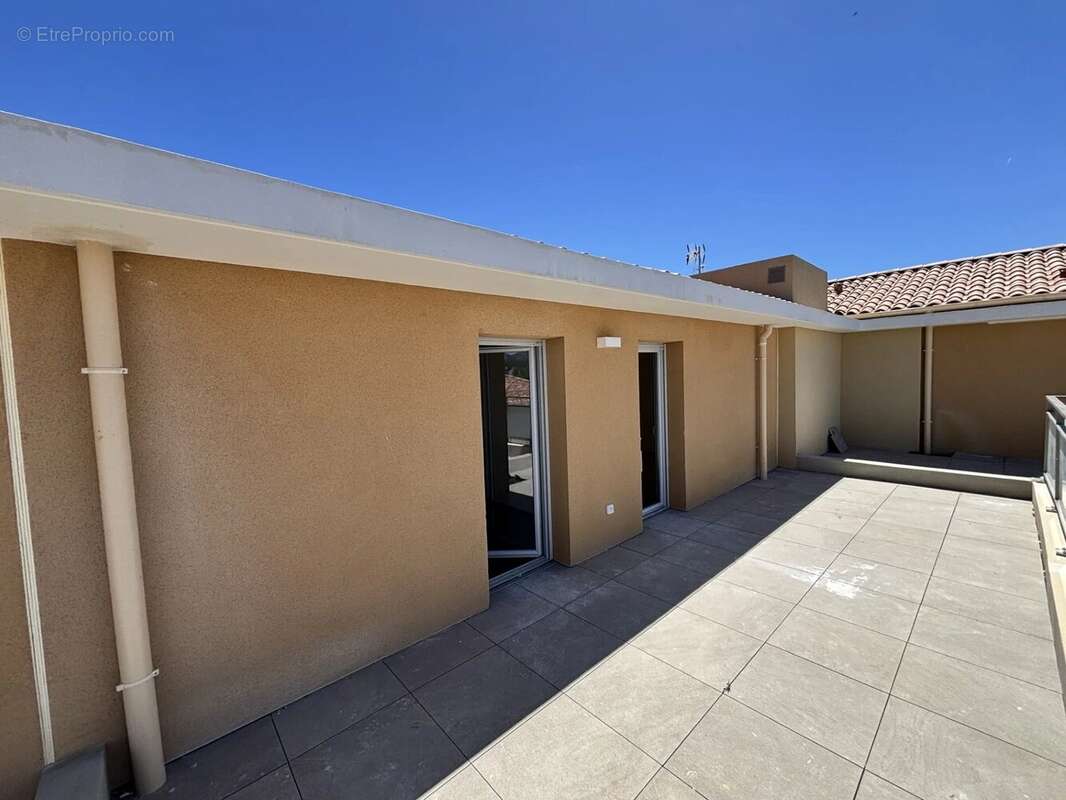 Appartement à SIX-FOURS-LES-PLAGES