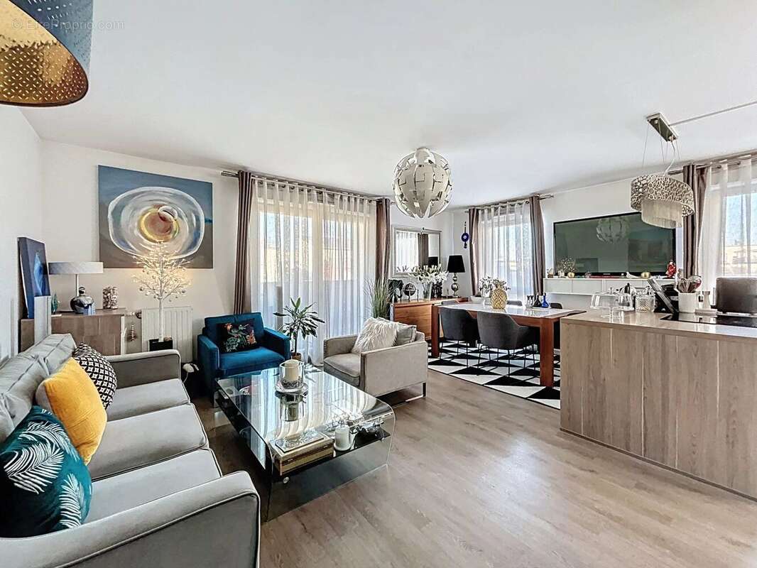 Appartement à LIMEIL-BREVANNES