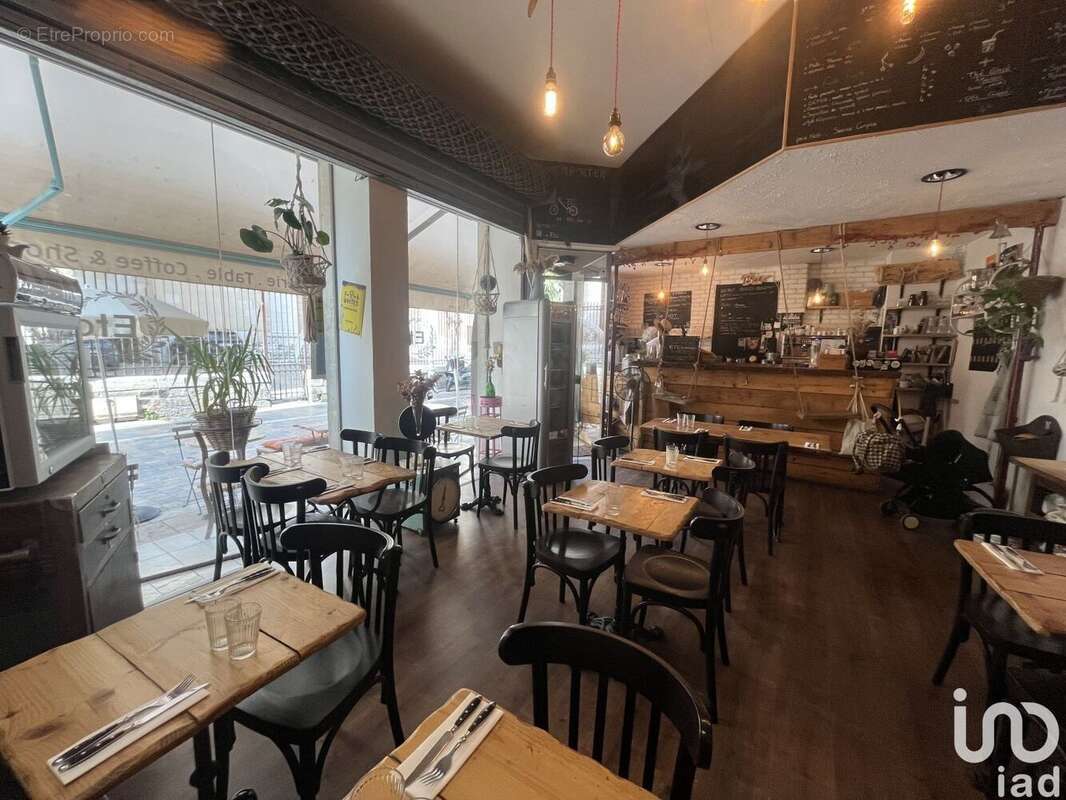 Photo 2 - Commerce à TOULON