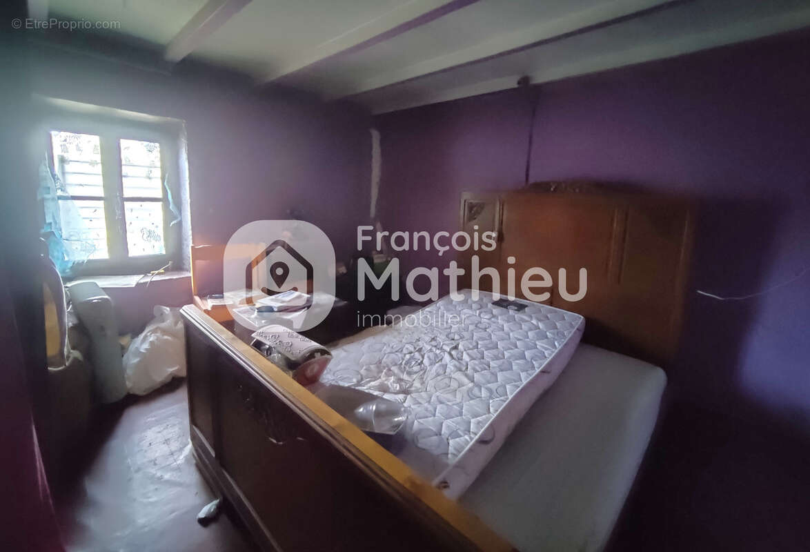 Maison à CORCELLES-EN-BEAUJOLAIS