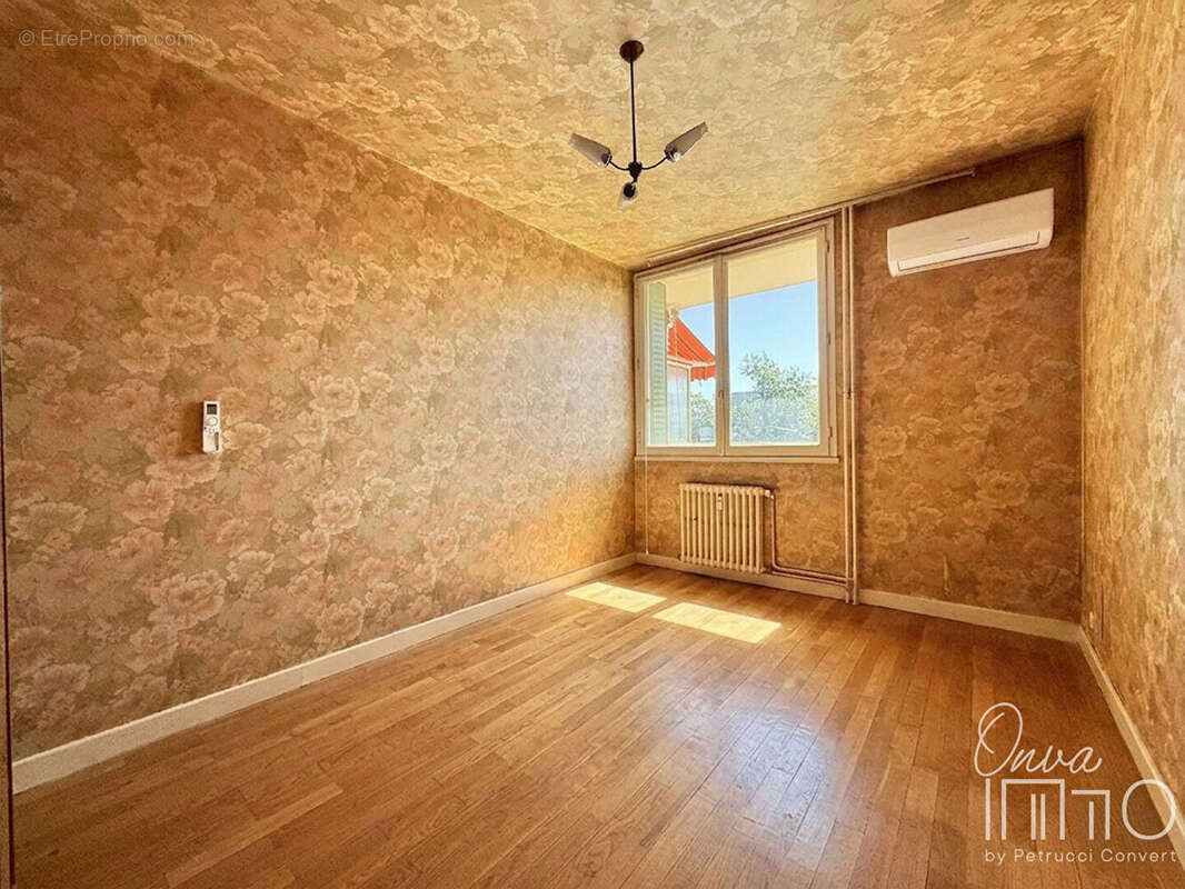 Appartement à FONTAINES-SUR-SAONE