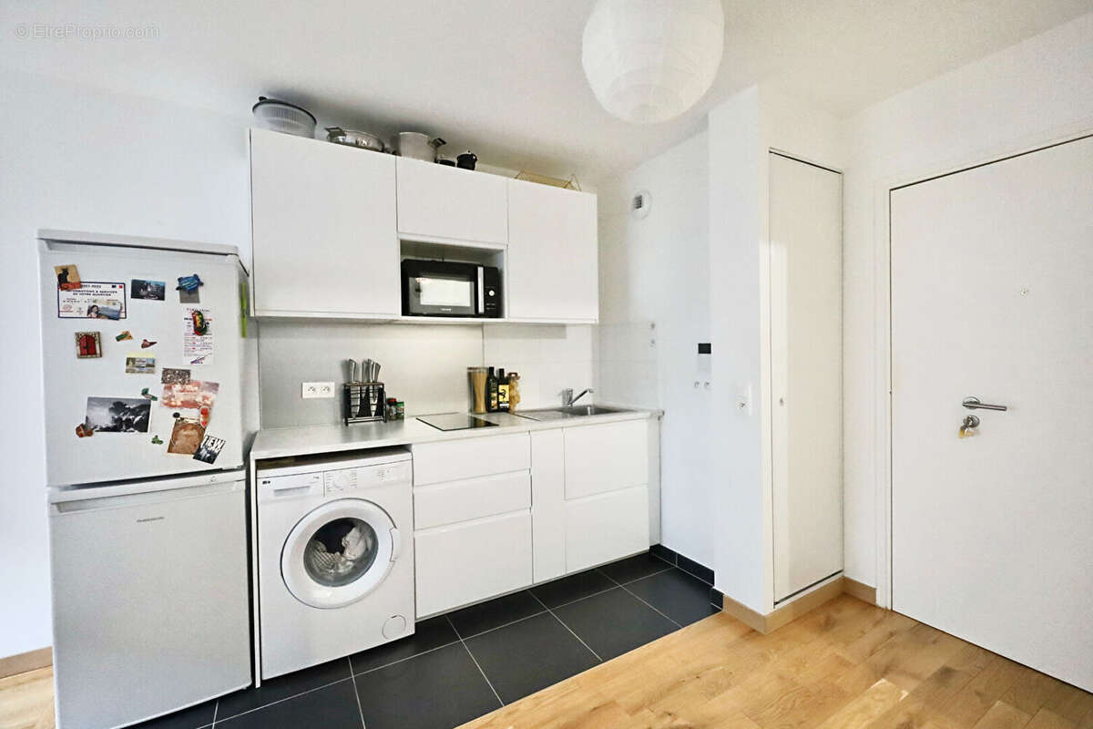 Appartement à PARIS-14E
