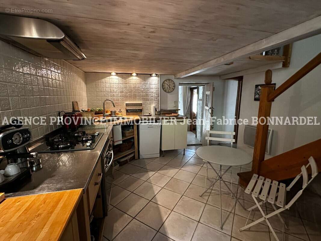 Maison à CHANTEMERLE-LES-GRIGNAN