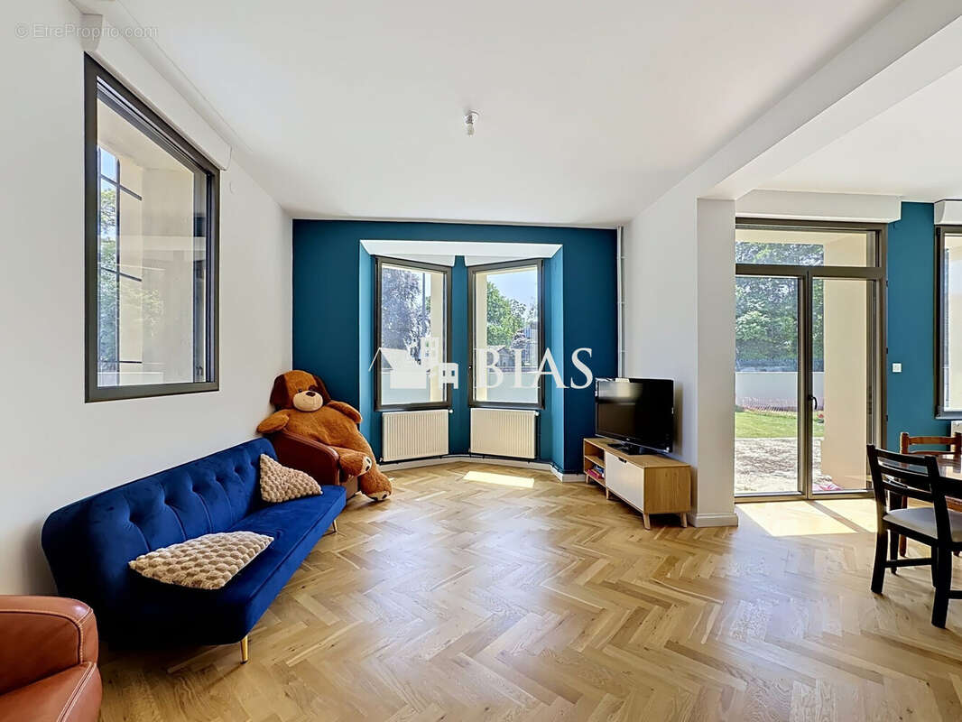 Maison 138 m² à Bourg-Achard  - photo 3