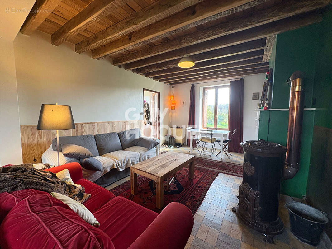 Maison à PULLAY