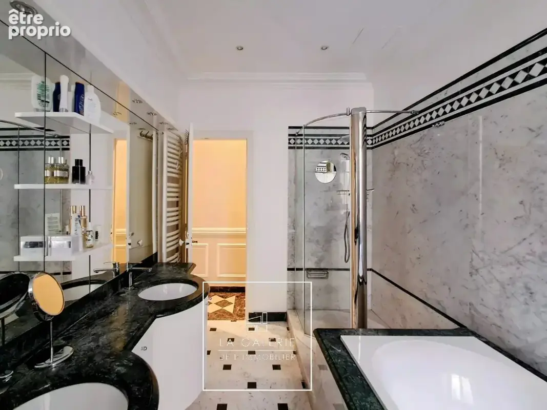 Très bel appartement familial de 145m2 au coeur du 12ème arrondissement, proche de tous les commerces et transports - photo 18