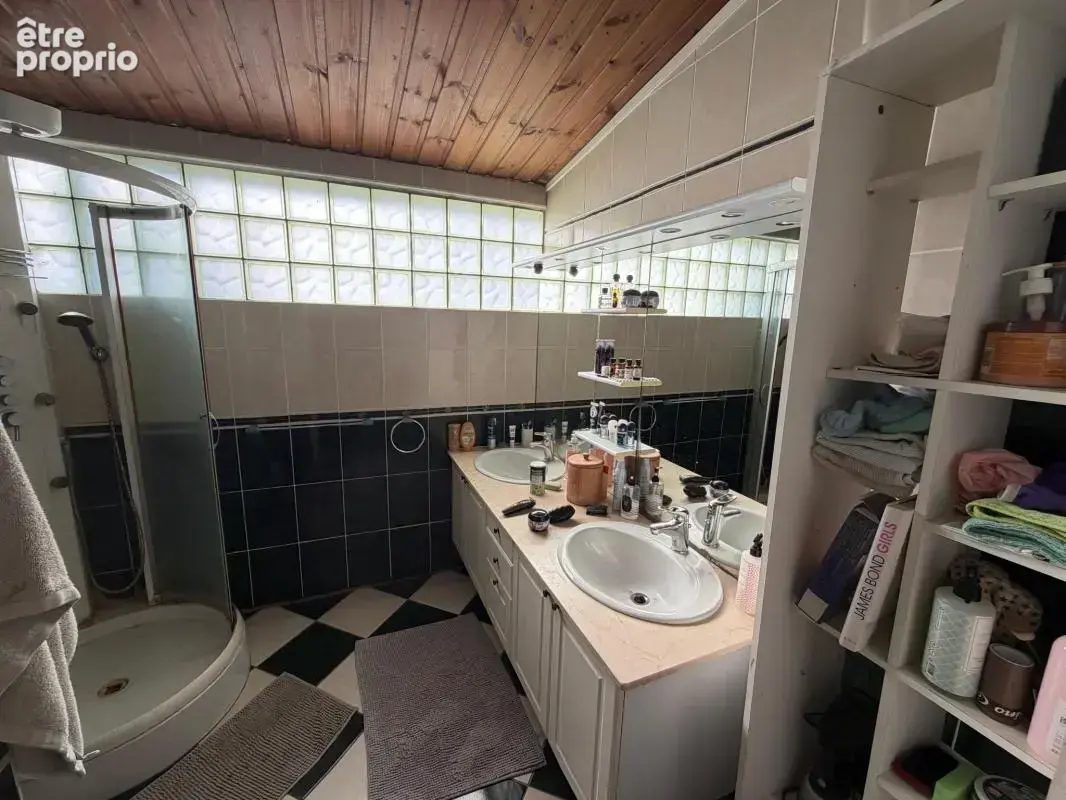 Maison 6 pièces 151 m² à vendre à Saint-Paul (97460) - photo 7
