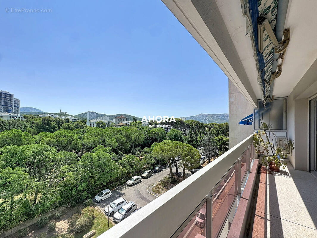 Appartement à MARSEILLE-9E
