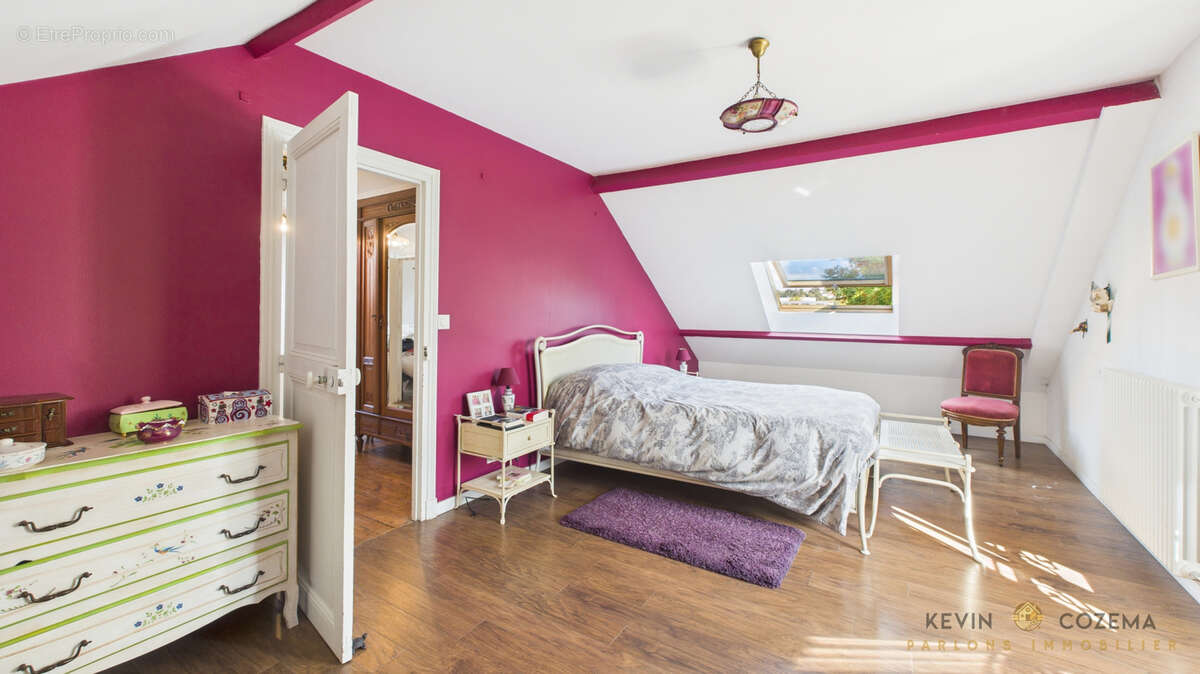 Maison à CORBEIL-ESSONNES