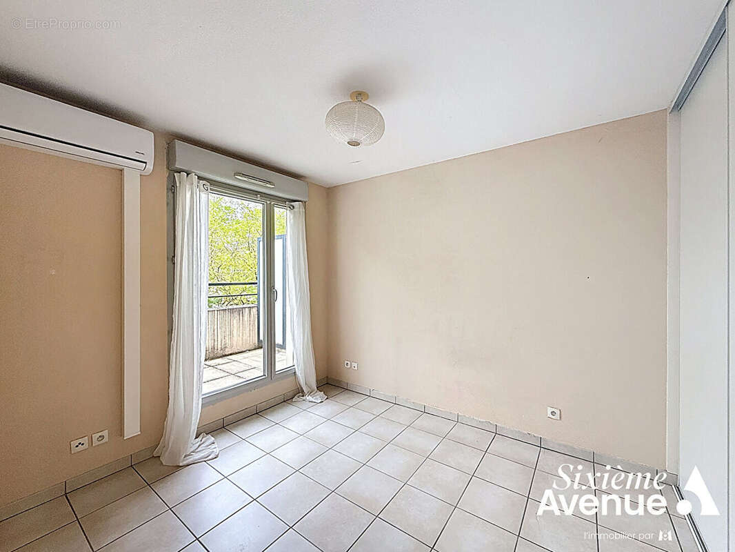 Appartement à LYON-8E