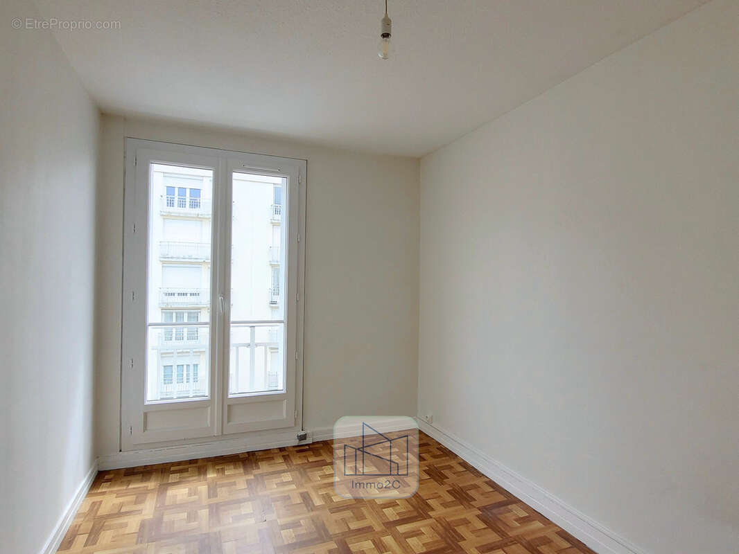 Appartement à REZE