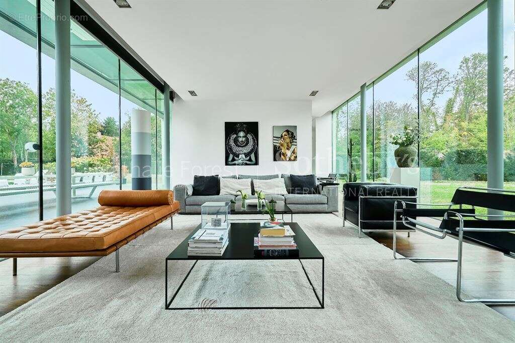 Exclusivité . Bondues  , Rare maison contemporaine sur 3800 m2 , 5 chambres,piscine extérieure. - photo 12