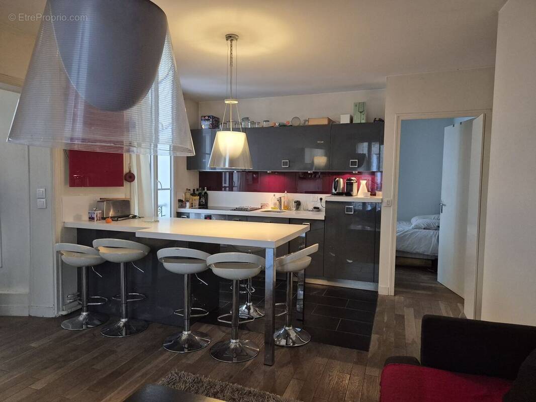 Appartement à PARIS-15E