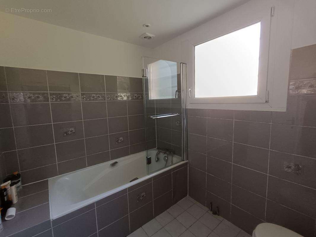 Maison à FONTENAY-LE-FLEURY