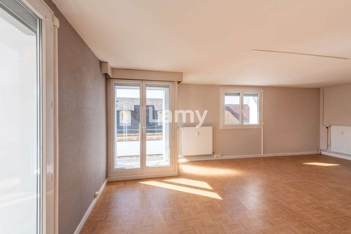 Appartement à NEUFCHATEL-EN-BRAY