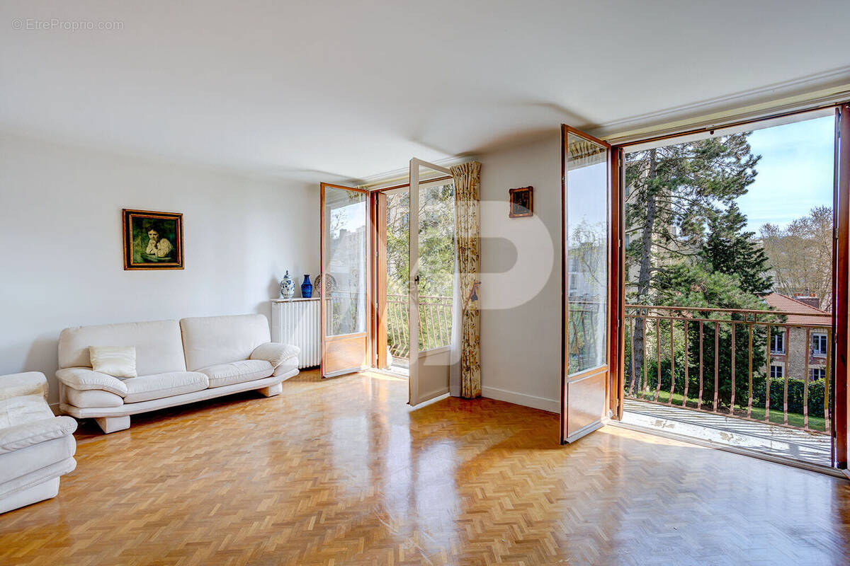 Appartement à CHAVILLE