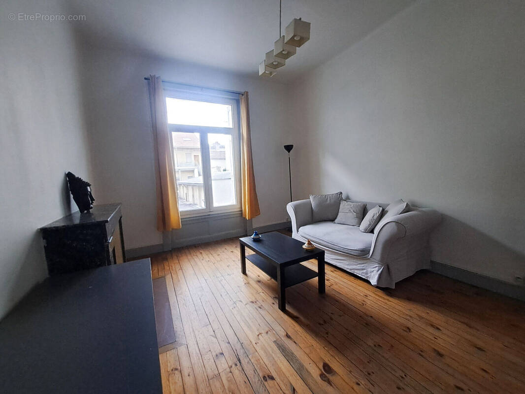 Photo 1 - Appartement à SAINT-ETIENNE