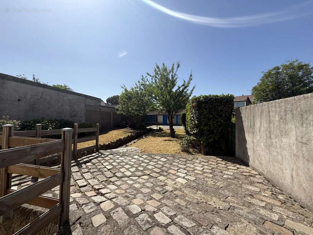 Maison à CHELLES