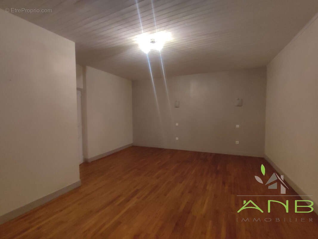 Maison à SAINT-SORNIN