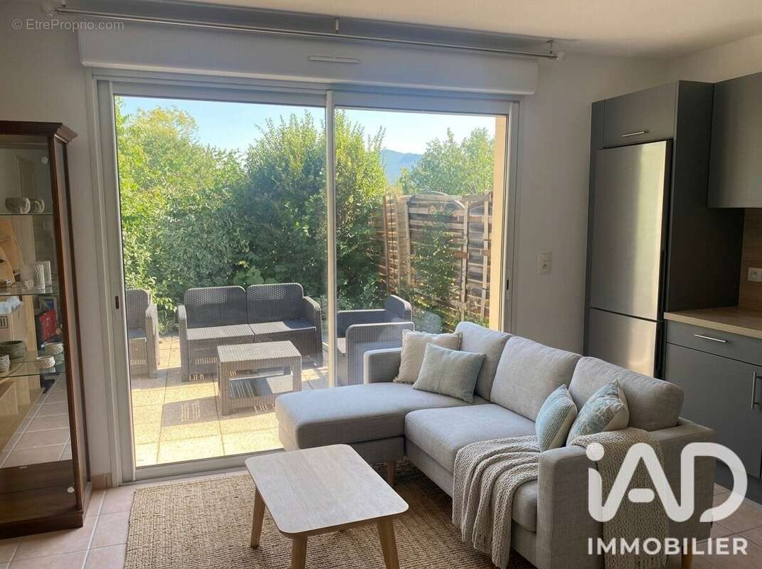Maison 45 m² à Laragne-Monteglin  - photo 2