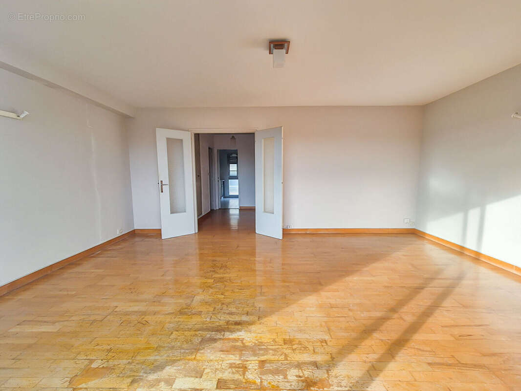 Appartement à MELUN