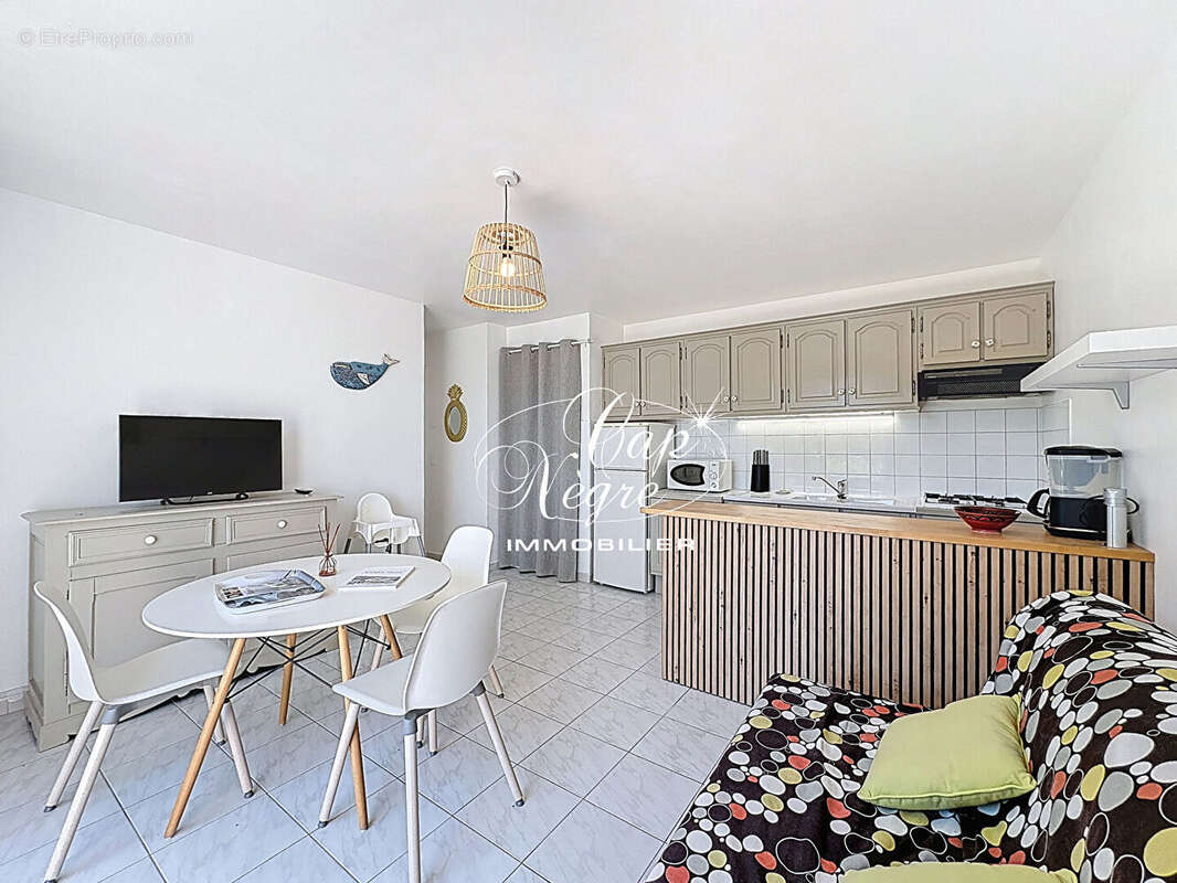 Maison à BORMES-LES-MIMOSAS