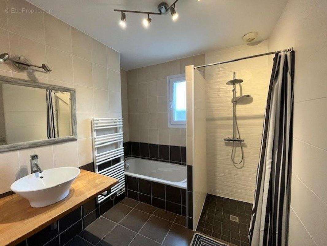 Maison à LE FENOUILLER