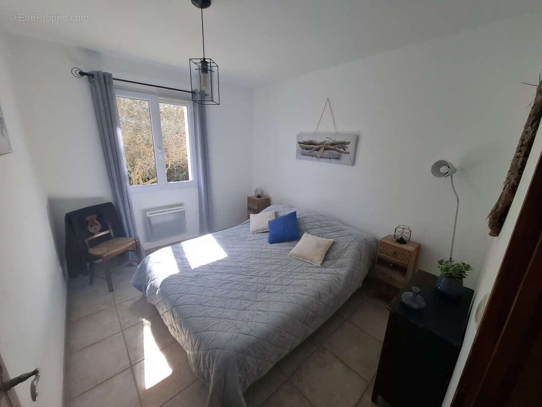 Maison à FONTVIEILLE