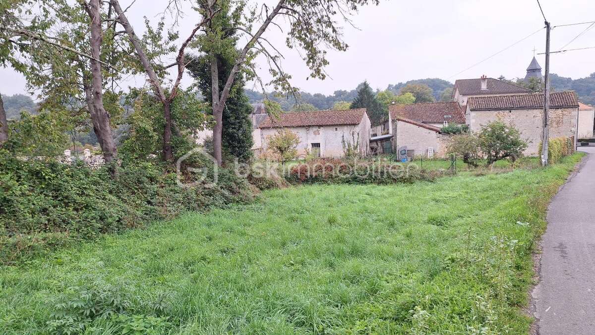 Terrain à VOULEME