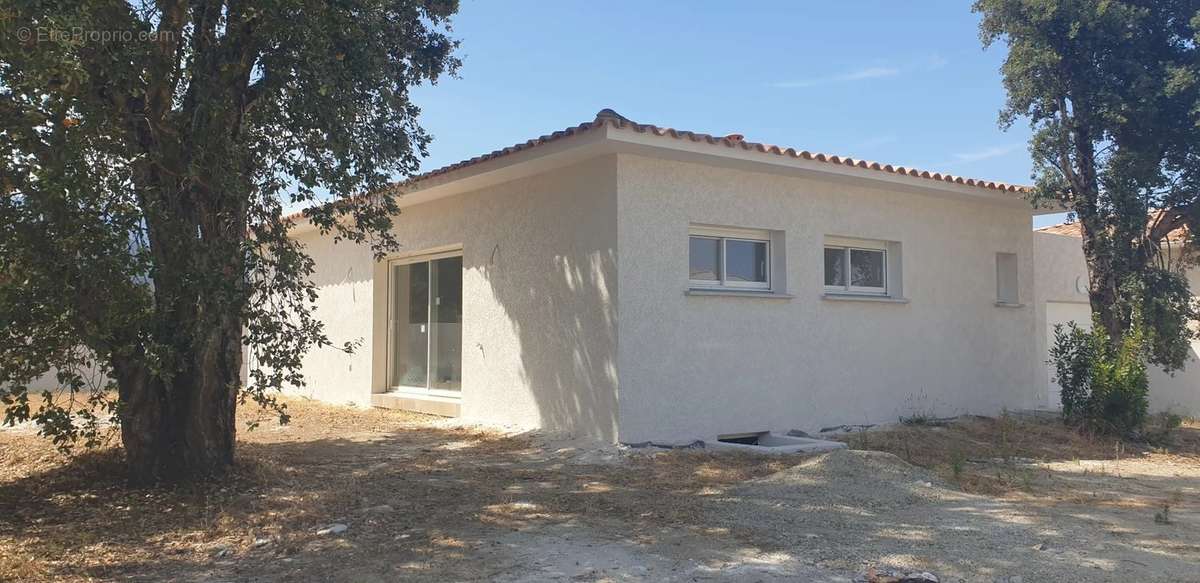 Maison à PRUNELLI-DI-FIUMORBO