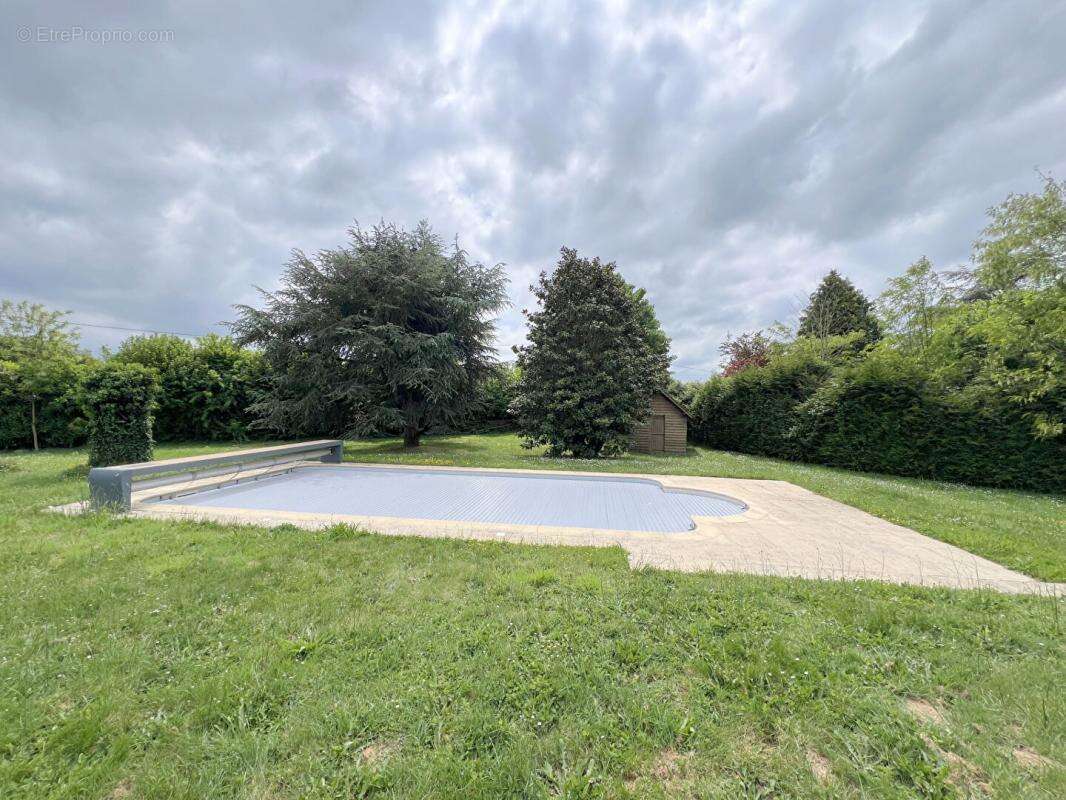 Maison à SAVIGNE-L'EVEQUE