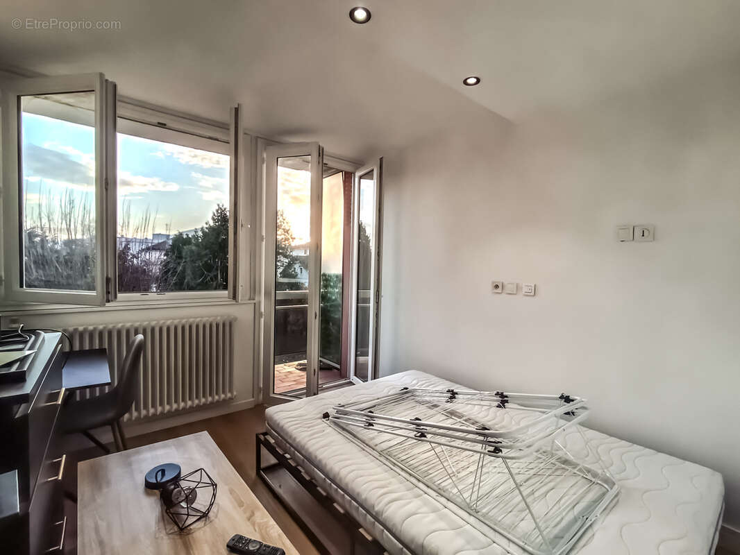 Appartement à VILLE-LA-GRAND