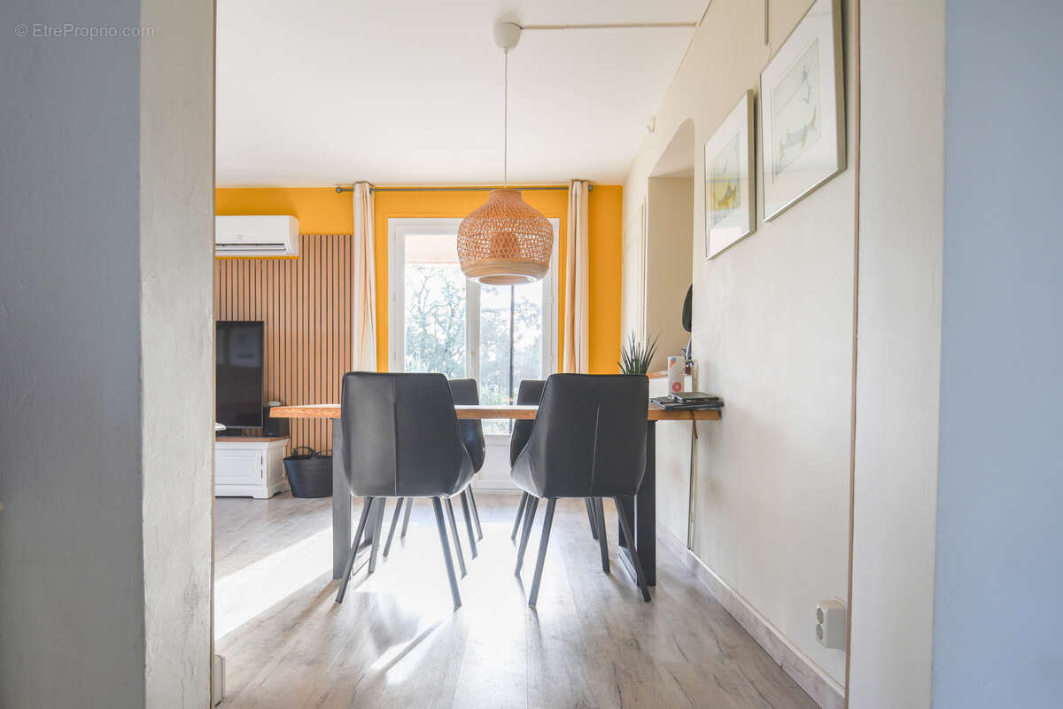 Maison à LORGUES