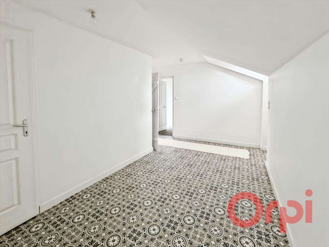 Maison à SAINT-AMAND-MONTROND