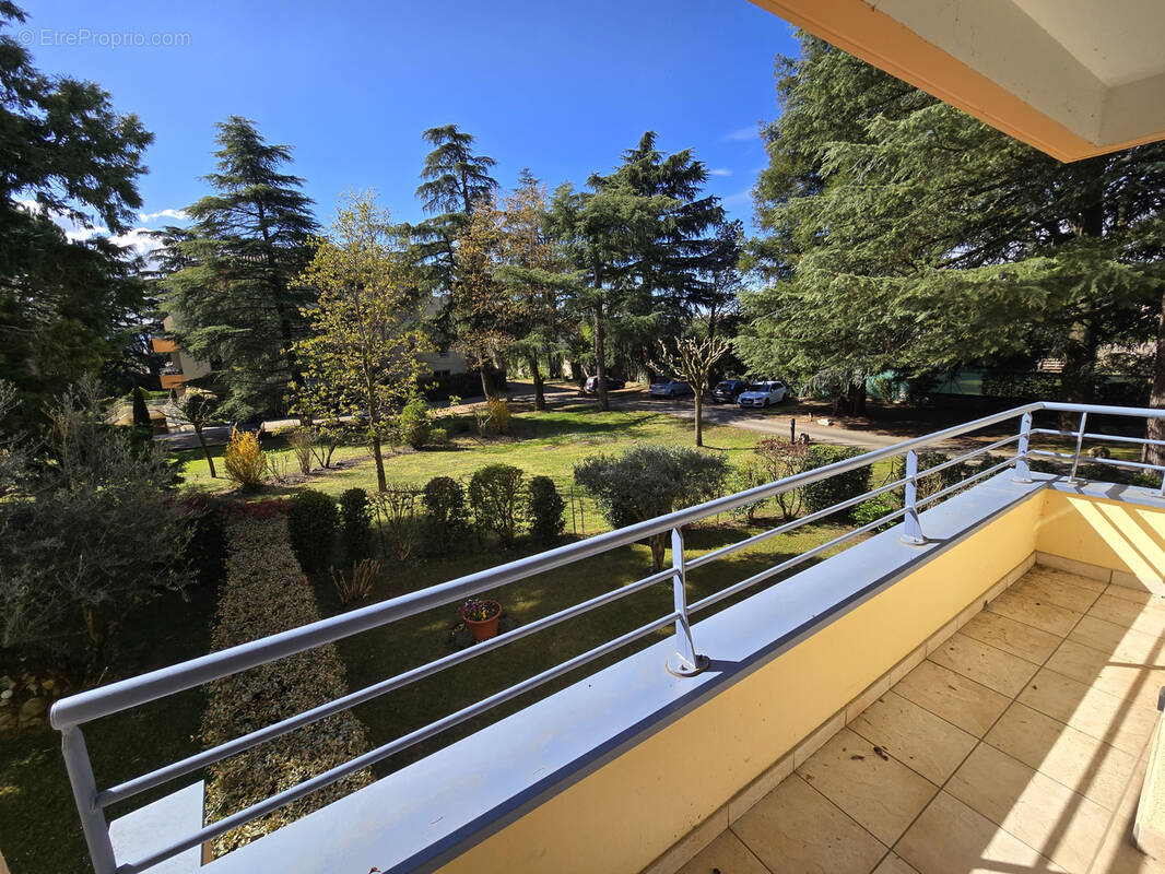 Appartement à ROMANS-SUR-ISERE
