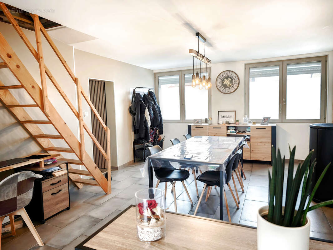 Maison à RANG-DU-FLIERS