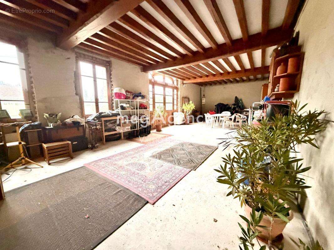 Maison à VILLEBOUGIS