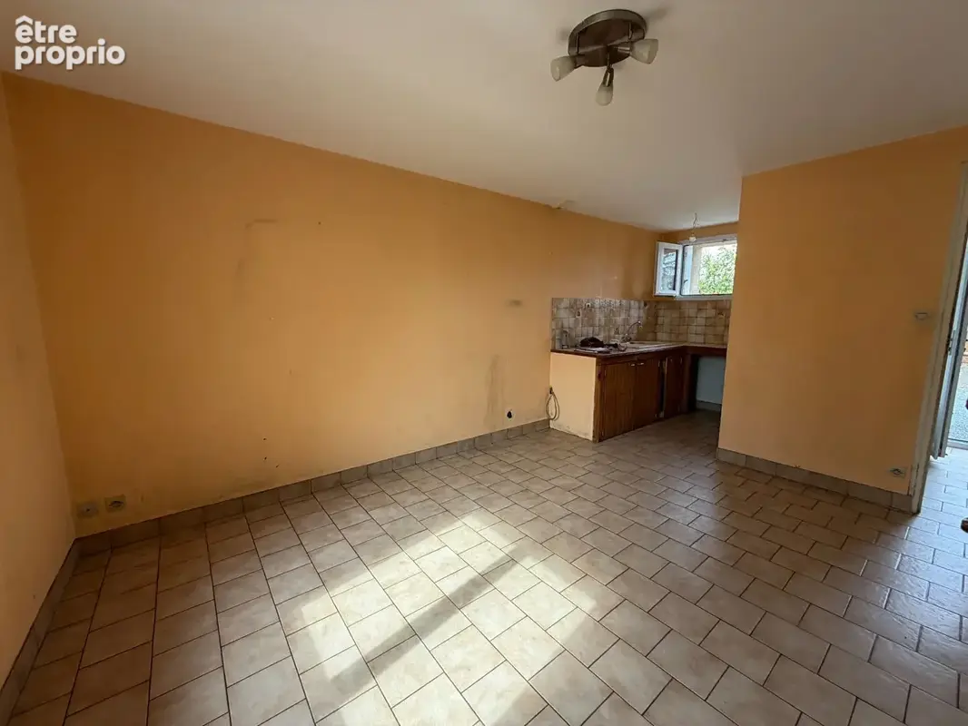 Maison La Chapelle Du Genêt , 3 chambres , garage, jardin - photo 2