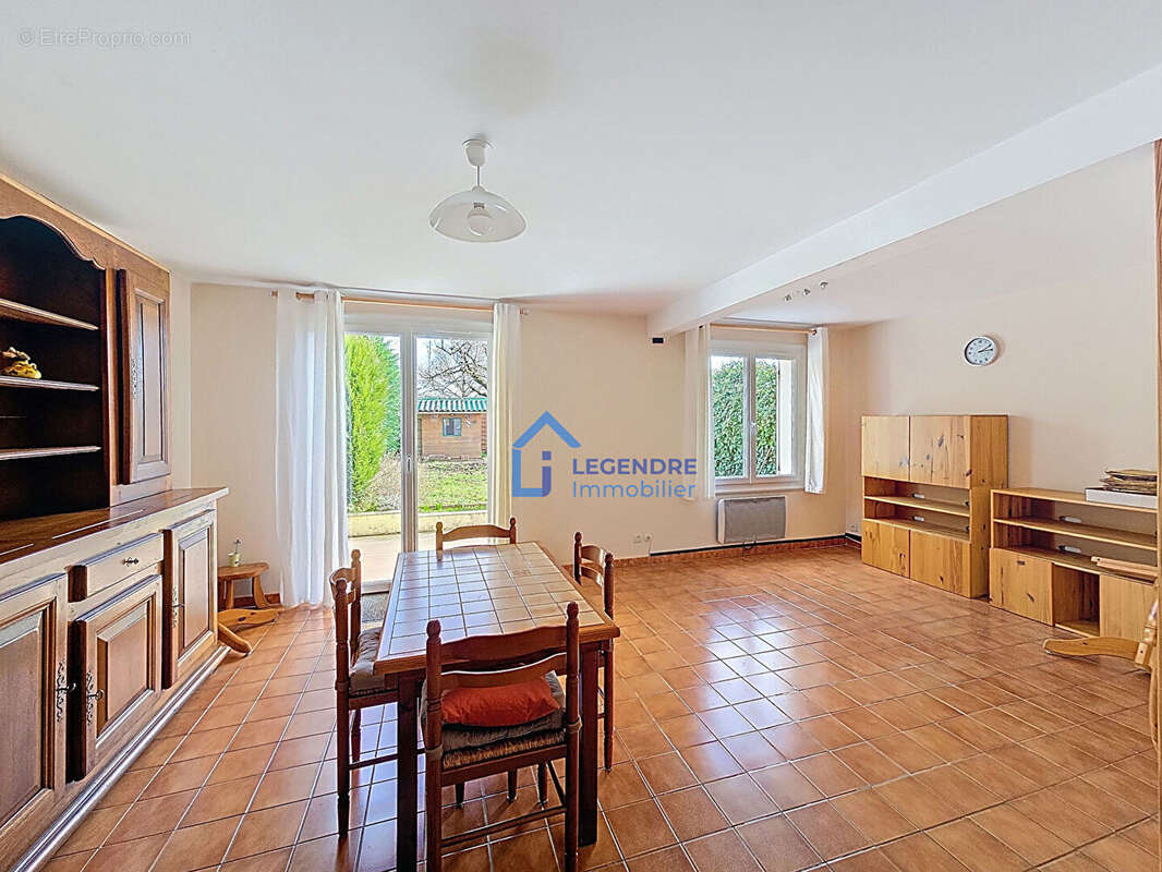 Maison à PIERRELAYE