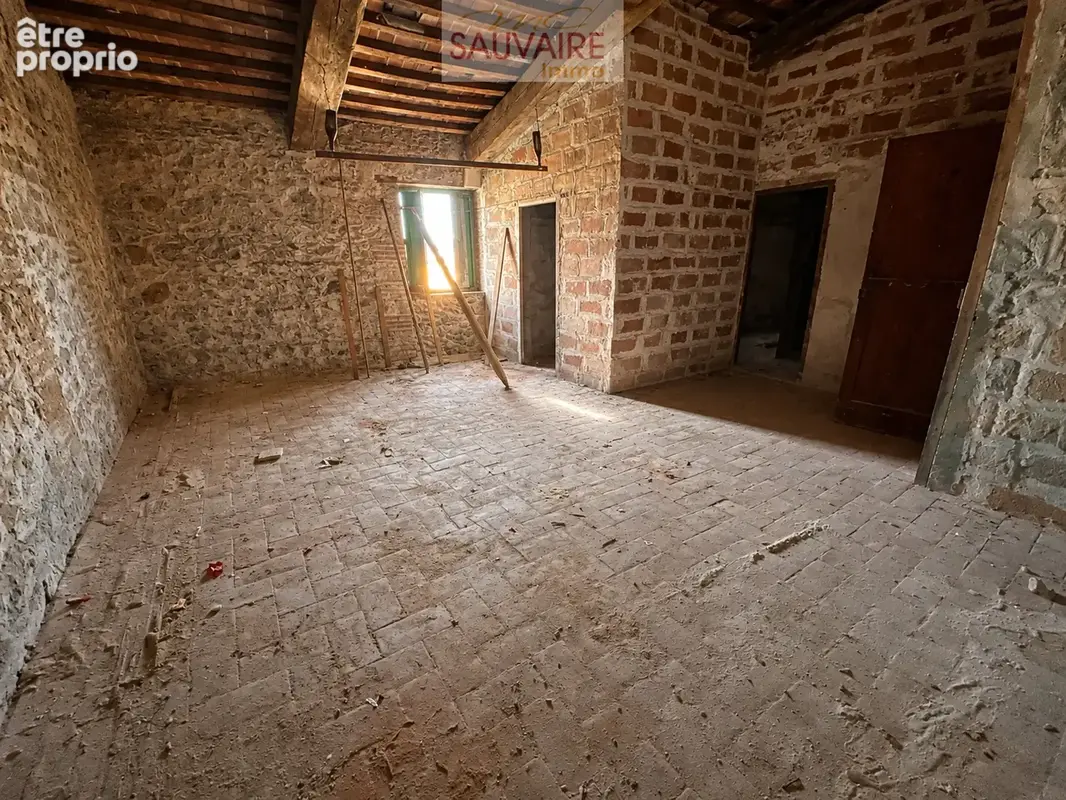 Maison de village à rénover - photo 10