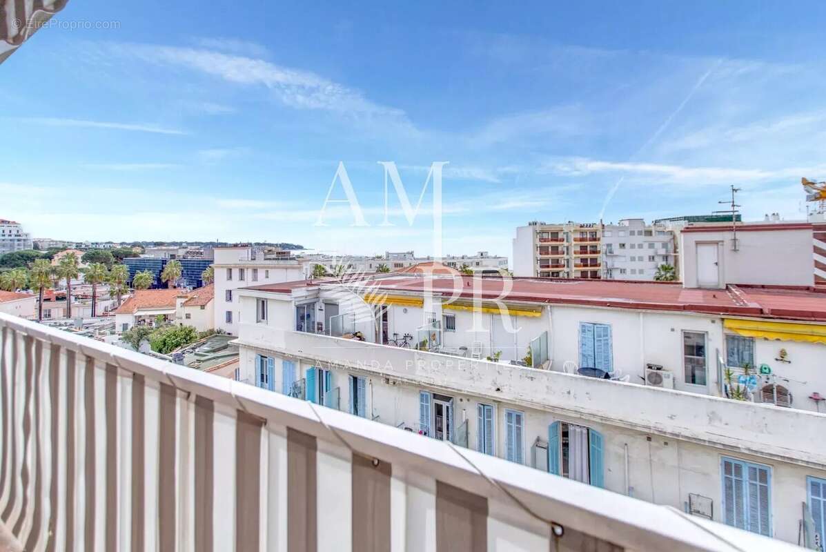 Antibes- Wilson - Appartement 3 Pièces - Vue Mer - photo 12